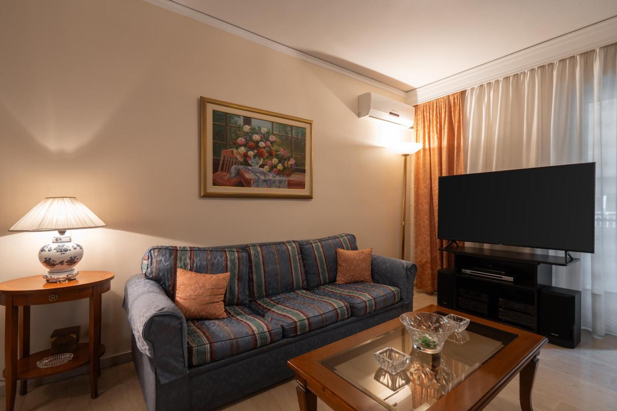 Thissio Family Apartment Atina Dış mekan fotoğraf